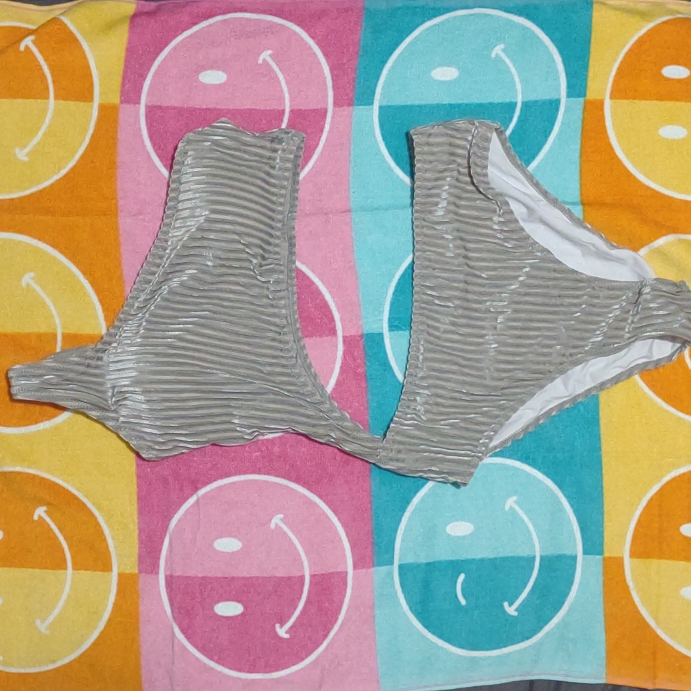 Bathing suit